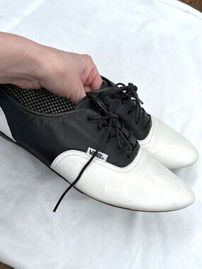 RARE VANS saddle oxford sneaker 9